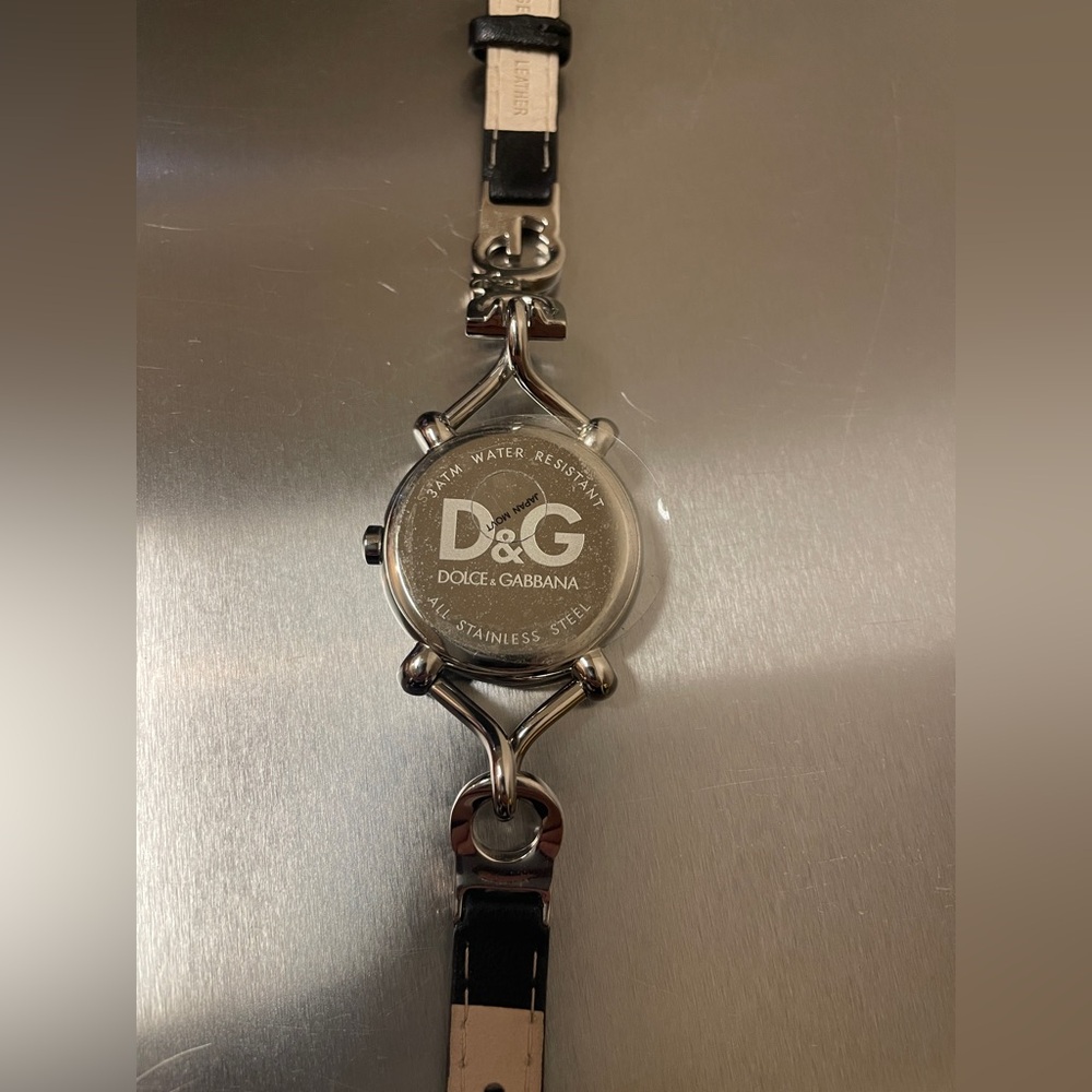 D&G Watch - Picture 10 of 12